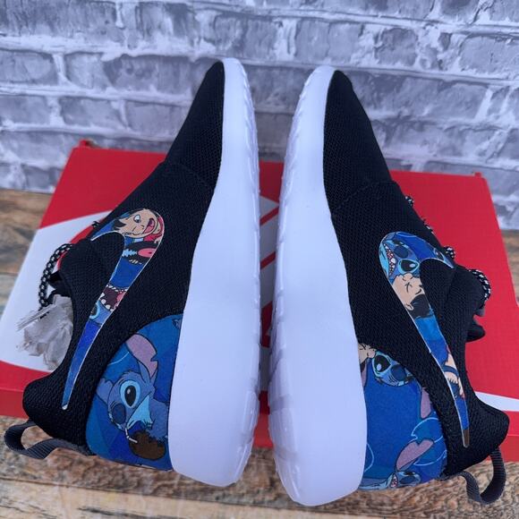 Nike Roshe One Black Lilo & Stitch Custom 844994-002 Womens Size 8.5 New - Picture 5 of 7